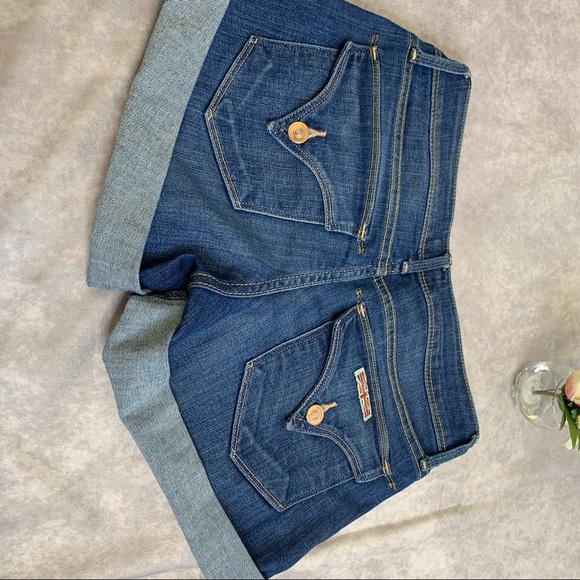 HUDSON Jeans Medium Washed Denim Croxley Mid Thigh Shorts Women’s Size 25 - Picture 2 of 6